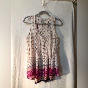 American Rag razor back button up blouse. pink and blue floral. Large